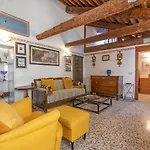 Casa Violante